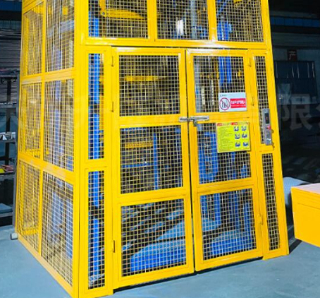 和平镇货梯可以安装在室外吗